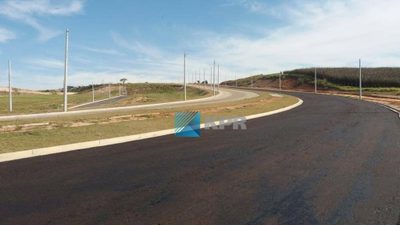 Loteamento e Condomínio, 2562 m² - Foto 3