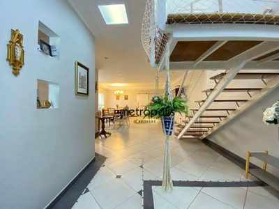 Sobrado, 3 quartos, 270 m² - Foto 5