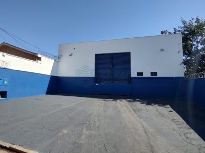Prédio Inteiro, 1000 m² - Foto 1