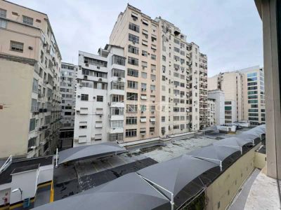Apartamento, 3 quartos, 166 m² - Foto 1
