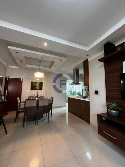 Casa, 2 quartos, 200 m² - Foto 4