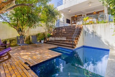 Casa, 3 quartos, 290 m² - Foto 1