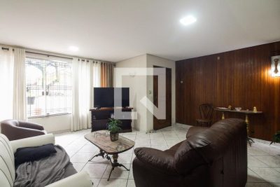 Casa, 3 quartos, 272 m² - Foto 1