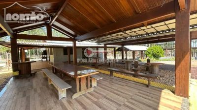 Casa, 3 quartos, 40000 m² - Foto 1