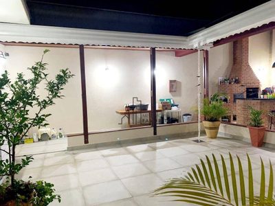 Casa, 3 quartos, 246 m² - Foto 2