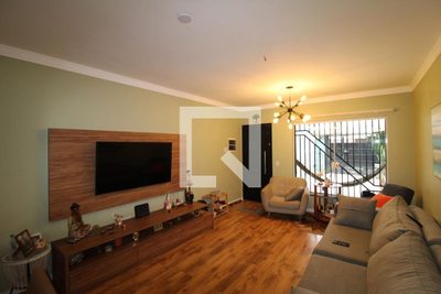 Casa, 3 quartos, 129 m² - Foto 2