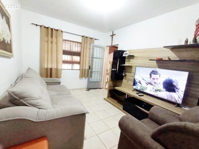 Casa, 3 quartos, 200 m² - Foto 1
