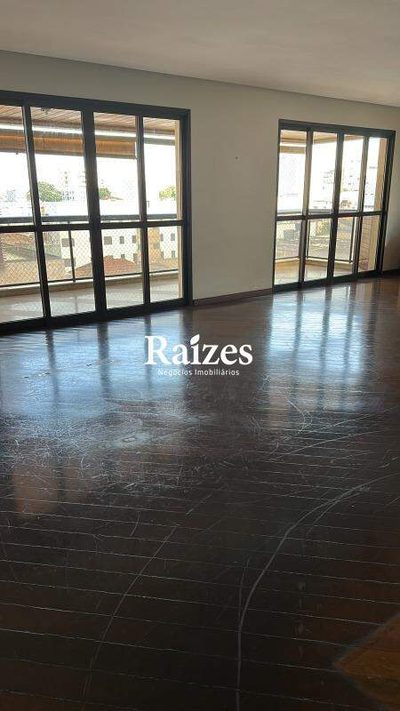 Apartamento, 4 quartos, 218 m² - Foto 1