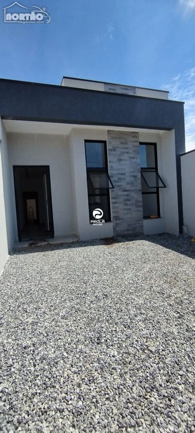 Casa, 4 quartos, 88 m² - Foto 1