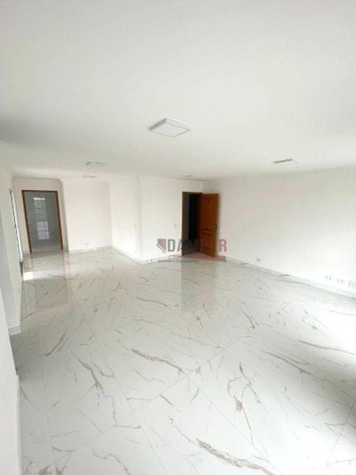 Apartamento, 3 quartos, 132 m² - Foto 2