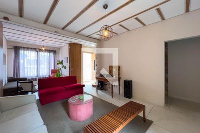 Casa, 3 quartos, 200 m² - Foto 4
