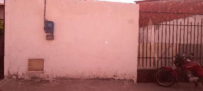 Casa, 2 quartos, 180 m² - Foto 1