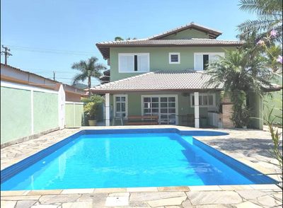 Casa, 5 quartos, 230 m² - Foto 1