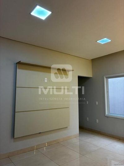 Casa, 3 quartos, 122 m² - Foto 1