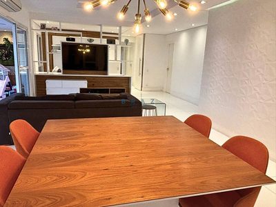 Apartamento, 3 quartos, 200 m² - Foto 1