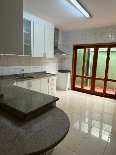 Casa, 4 quartos, 320 m² - Foto 3