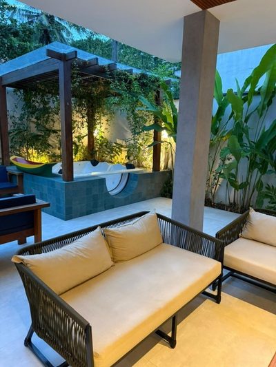 Casa, 5 quartos, 294 m² - Foto 1