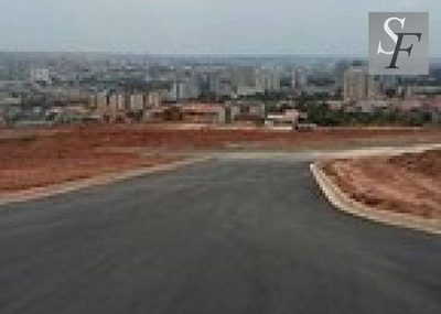 Loteamento e Condomínio, 451 m² - Foto 2