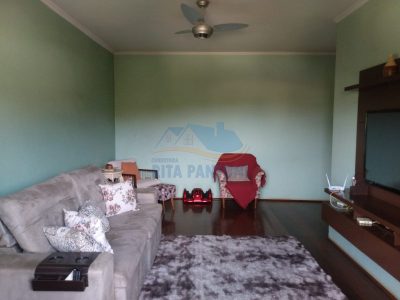 Casa, 4 quartos, 247 m² - Foto 2
