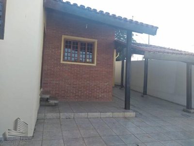 Casa, 4 quartos, 195 m² - Foto 2