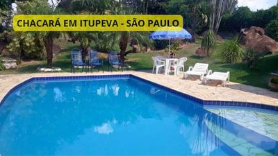 Chácara, 3 quartos, 1400 m² - Foto 1