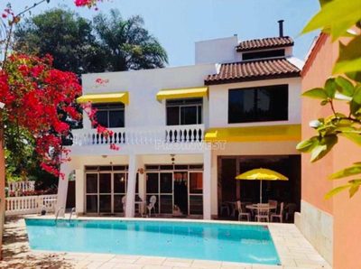 Casa, 6 quartos, 379 m² - Foto 1