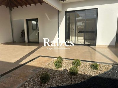 Casa, 3 quartos, 120 m² - Foto 1