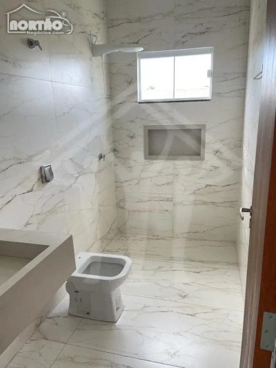 Casa, 2 quartos, 82000 m² - Foto 2