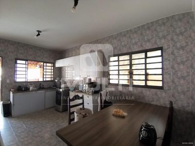 Casa, 3 quartos, 156 m² - Foto 1