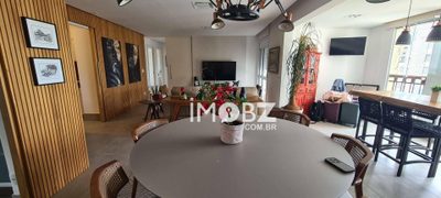 Apartamento, 3 quartos, 130 m² - Foto 1