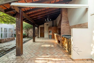 Casa, 3 quartos, 241 m² - Foto 2
