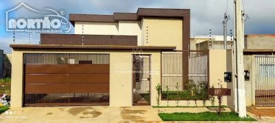 Casa, 4 quartos, 160 m² - Foto 1