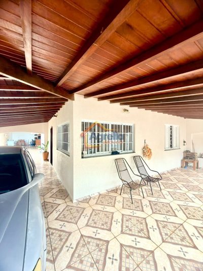 Casa, 3 quartos, 190 m² - Foto 1