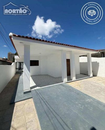 Casa, 3 quartos, 270 m² - Foto 2