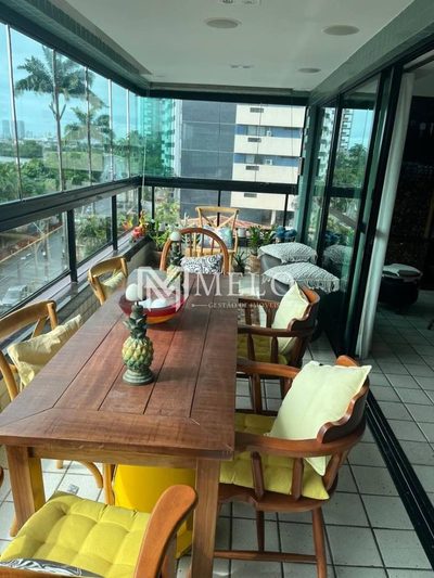 Apartamento, 4 quartos, 220 m² - Foto 1