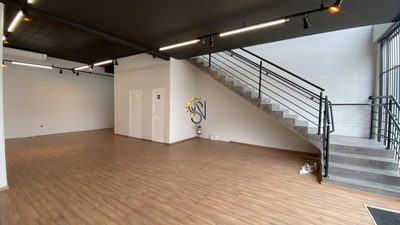 Sala-Conjunto, 400 m² - Foto 1