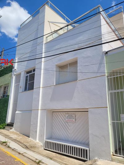 Casa, 3 quartos, 168 m² - Foto 2