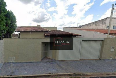 Casa, 3 quartos, 227 m² - Foto 1