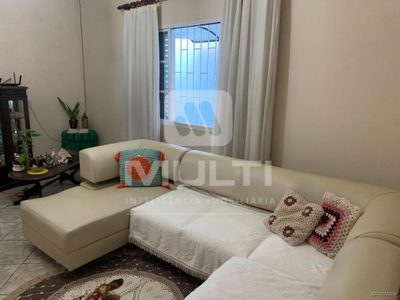 Casa, 4 quartos, 132 m² - Foto 2