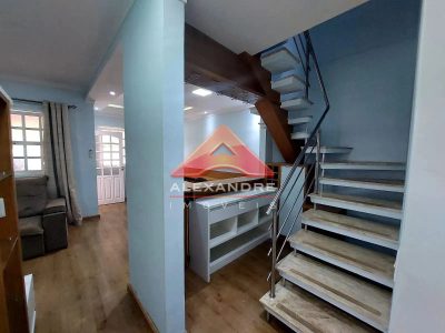 Casa, 4 quartos, 259 m² - Foto 1