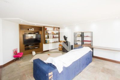Apartamento, 3 quartos, 315 m² - Foto 1