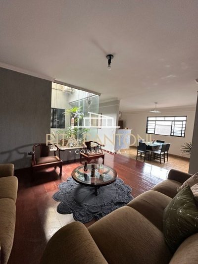Casa, 3 quartos, 223 m² - Foto 3