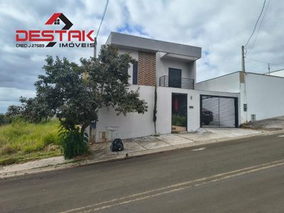 Casa, 3 quartos, 250 m² - Foto 1