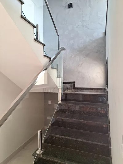 Sobrado, 3 quartos, 202 m² - Foto 2