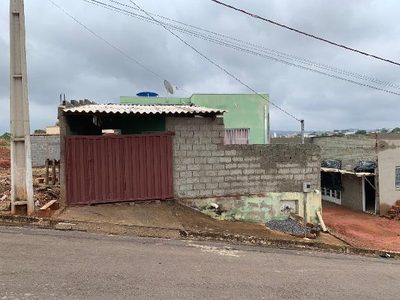 Casa, 2 quartos, 160 m² - Foto 1
