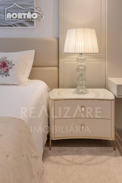 Casa, 4 quartos, 203 m² - Foto 2