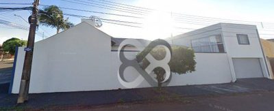 Casa, 3 quartos, 200 m² - Foto 2