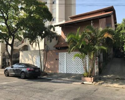 Casa, 3 quartos, 243 m² - Foto 1