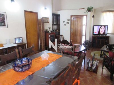 Casa, 3 quartos, 200 m² - Foto 3