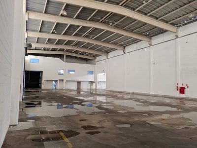 Depósito-Galpão, 2300 m² - Foto 2